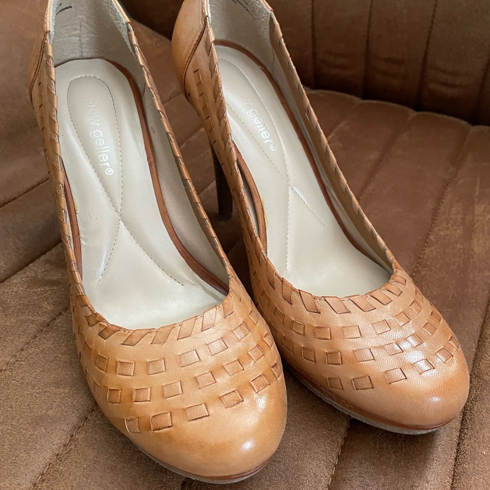 Cute brown heels